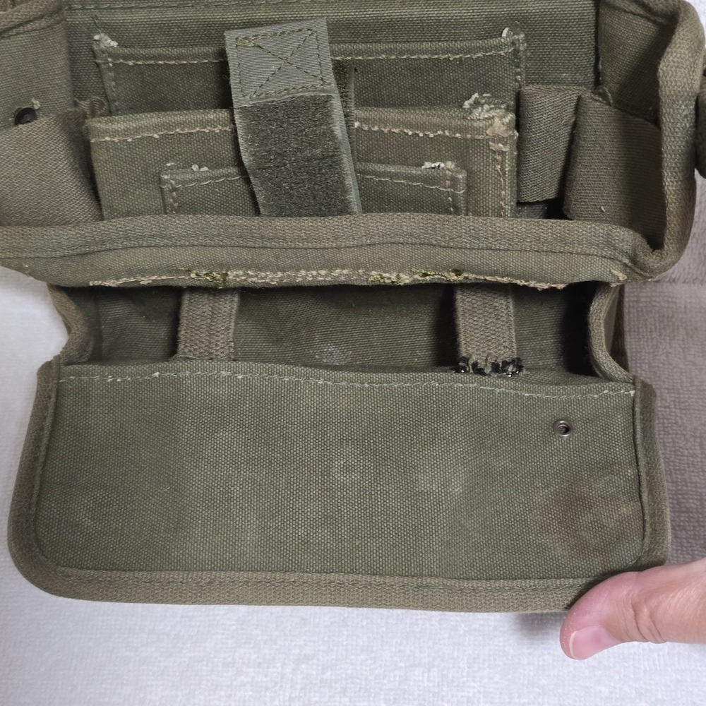 Vintage US Military M18A1 Chemical Detector Kit Canvas Case‎ Pouch ITT - Picture 10 of 16